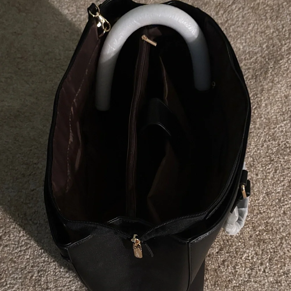 NWT  Black Women's Laptop Bag - Picture 3 of 15